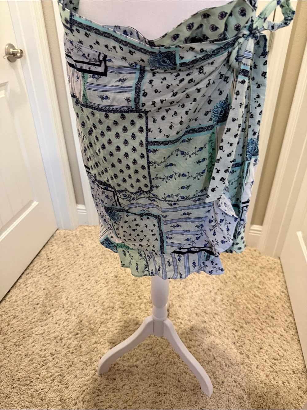 LOFT Mint Green and Navy Floral Print Skirt